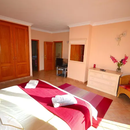 Вилла Vida Nova Algarve, Infinity Pool And Awesome Coastal Views Моншики